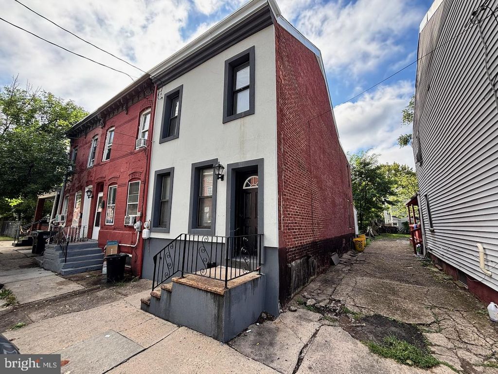 24 KLAG, Trenton, NJ 08611