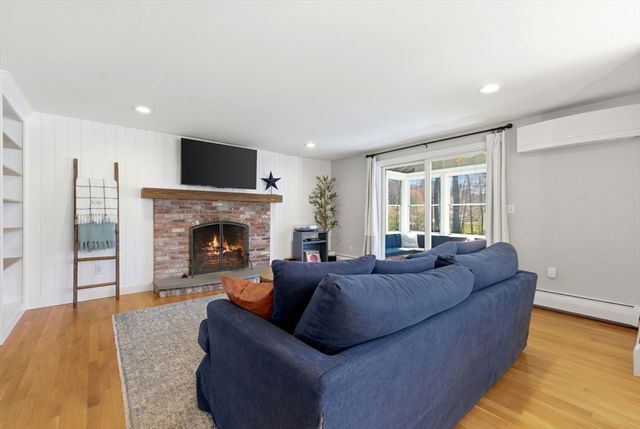 14 Stoney Stream Ln, Littleton, MA 01460