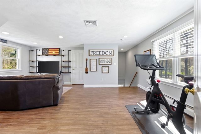 14 Stoney Stream Ln, Littleton, MA 01460