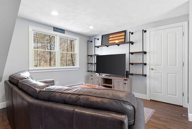 14 Stoney Stream Ln, Littleton, MA 01460