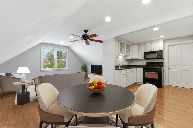 14 Stoney Stream Ln, Littleton, MA 01460
