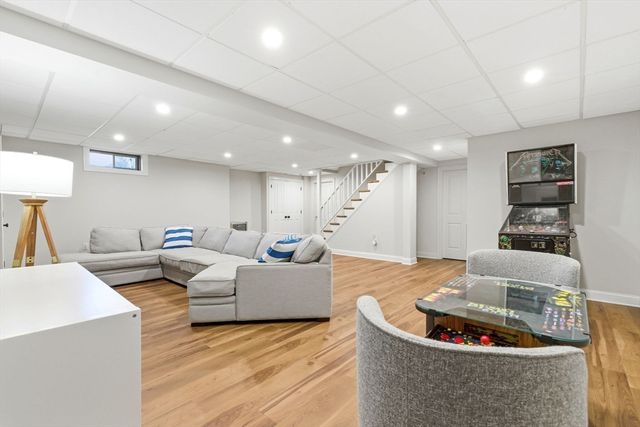 14 Stoney Stream Ln, Littleton, MA 01460