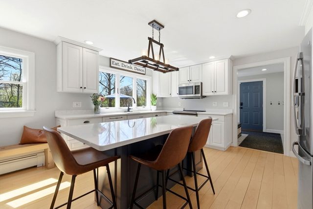 14 Stoney Stream Ln, Littleton, MA 01460