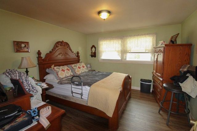 1800 Meadowbrook Dr, Springfield, TN 37172