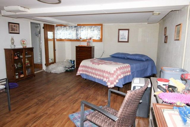1800 Meadowbrook Dr, Springfield, TN 37172