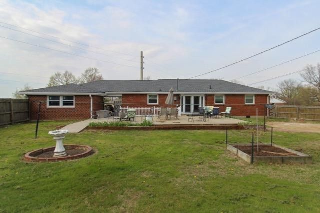 1800 Meadowbrook Dr, Springfield, TN 37172