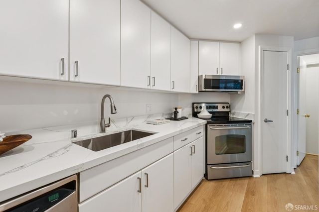 111 Chestnut Street 303, San Francisco, CA 94111