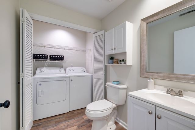 308 Hickory Pl, Nashville, TN 37214