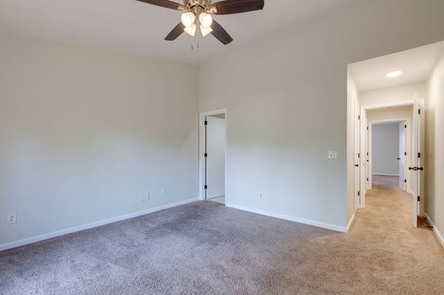 308 Hickory Pl, Nashville, TN 37214