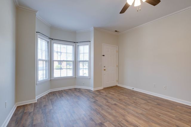 308 Hickory Pl, Nashville, TN 37214