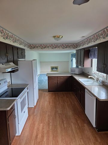 5321 Rosa Court, Swartz Creek, MI 48473