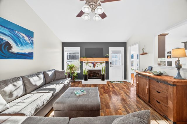 195 Long Rd, Charlotte, TN 37036