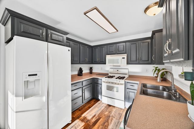 195 Long Rd, Charlotte, TN 37036