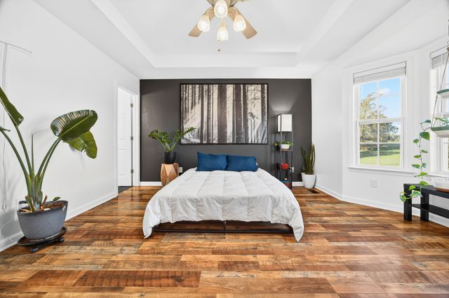 195 Long Rd, Charlotte, TN 37036