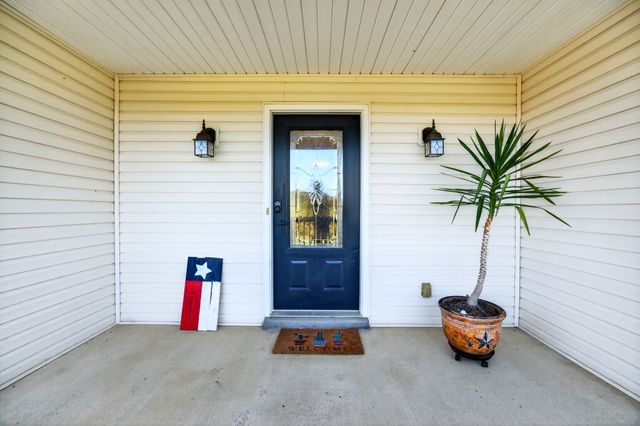 195 Long Rd, Charlotte, TN 37036