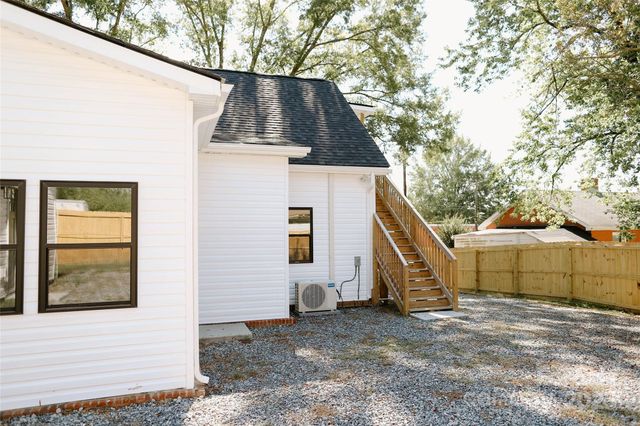 142 academy Avenue NW, Concord, NC 28025