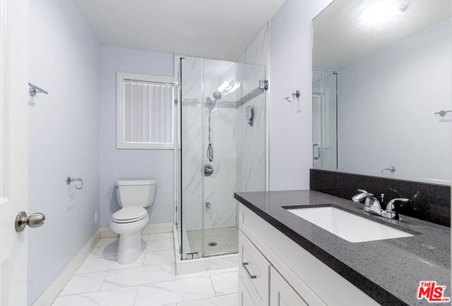 2171 W 25th Street, Los Angeles, CA 90018