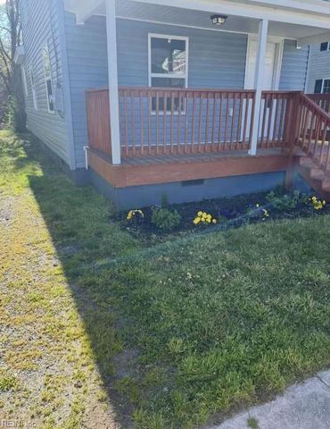 206 Oak ST, Suffolk, VA 23434