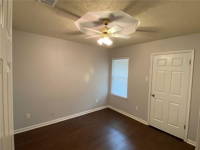 2003 Broken Arrow Circle, Bryan, TX 77807