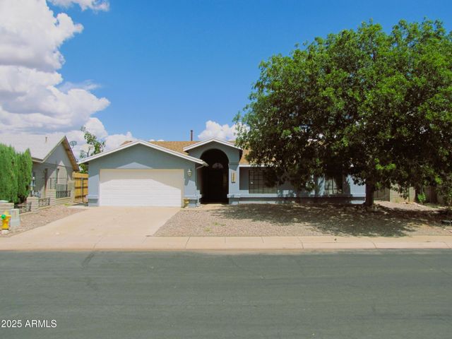 3347 GOLDEN EAGLE Drive, Sierra Vista, AZ 85650