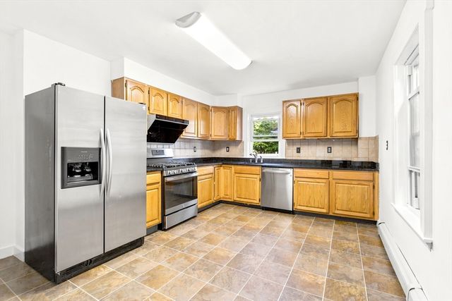 23 Shepard Ct U23, Winchester, MA 01890