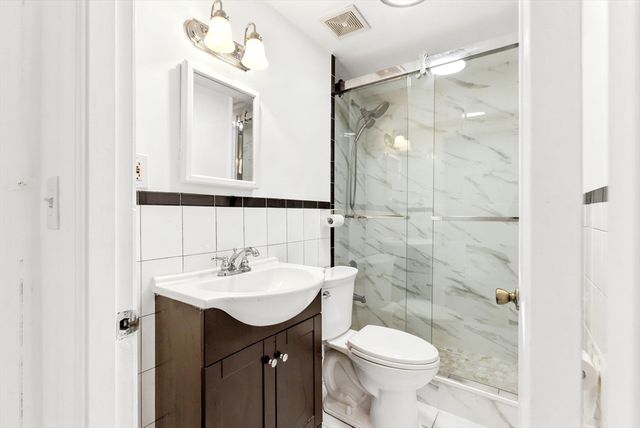 23 Shepard Ct U23, Winchester, MA 01890