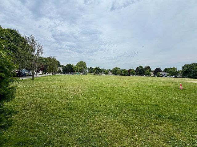 23 Shepard Ct U23, Winchester, MA 01890