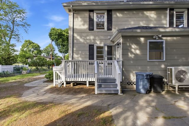 23 Shepard Ct U23, Winchester, MA 01890