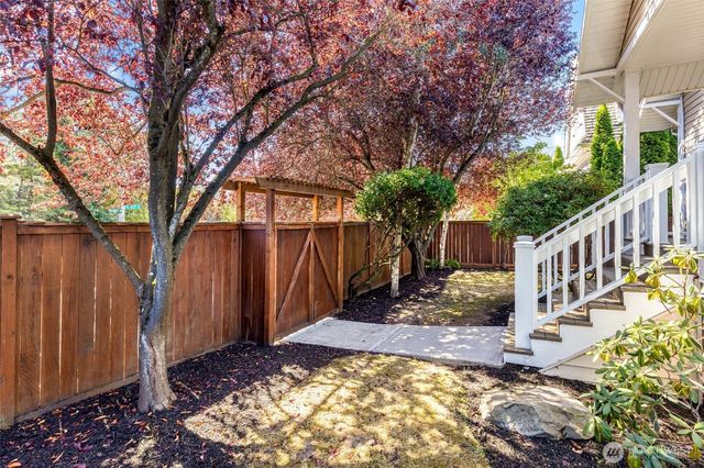 256 NE 50th Street, Seattle, WA 98105