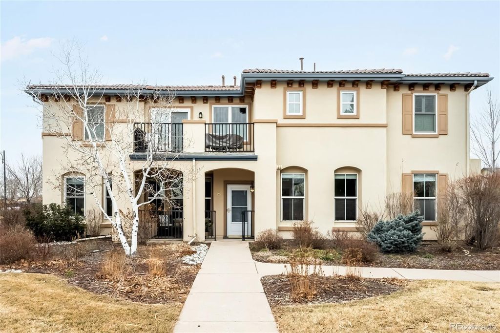 2388 N Xanthia Way 102, Denver, CO 80238