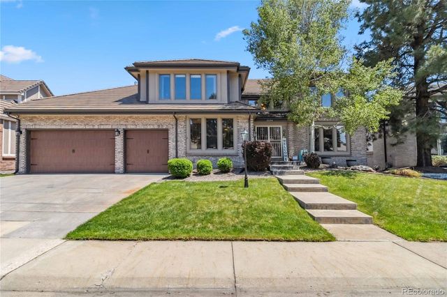 2154 S Parfet Drive, Lakewood, CO 80227