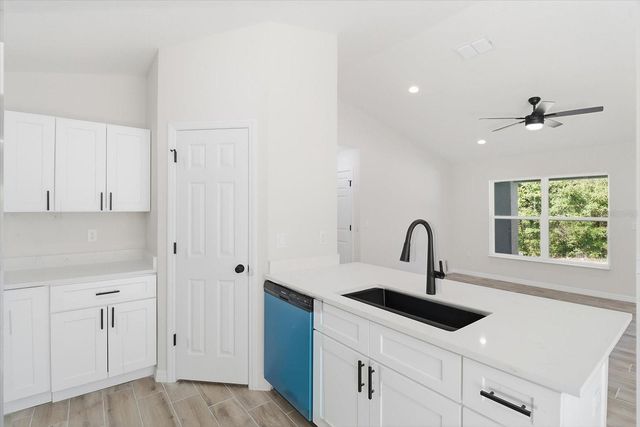 14328 SW 31 PLACE, Ocala, FL 34481