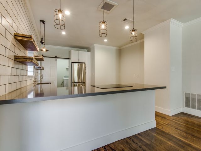 6307 Palo Pinto Avenue, Dallas, TX 75214