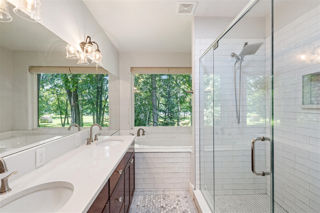 3439 Michael Lane, Saint Joseph, MI 49085