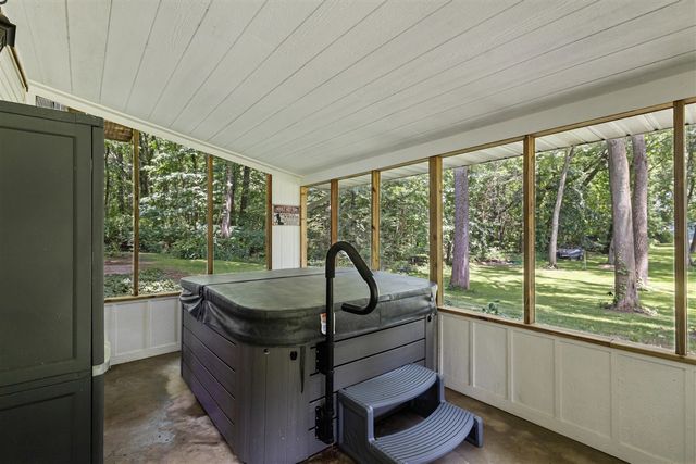 3439 Michael Lane, Saint Joseph, MI 49085