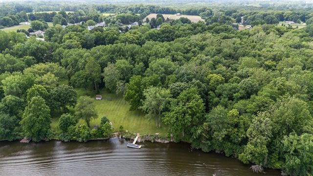 3439 Michael Lane, Saint Joseph, MI 49085