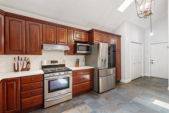 3439 Michael Lane, Saint Joseph, MI 49085