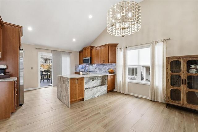 10114 N Miller Lane, Kansas City, KS 66109