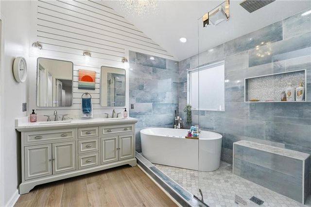 10114 N Miller Lane, Kansas City, KS 66109