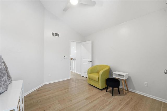 10114 N Miller Lane, Kansas City, KS 66109