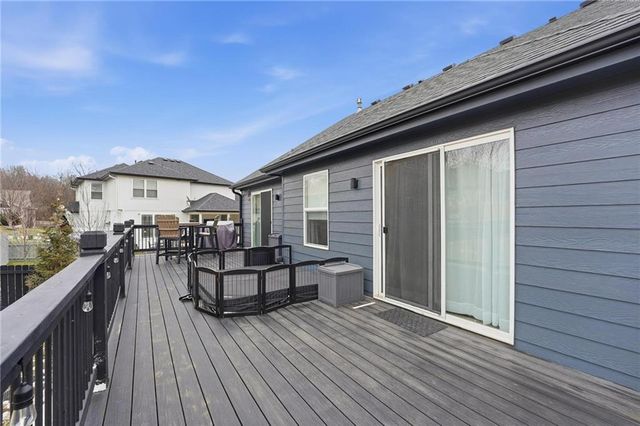 10114 N Miller Lane, Kansas City, KS 66109