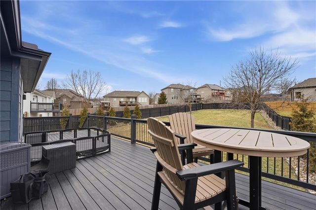 10114 N Miller Lane, Kansas City, KS 66109