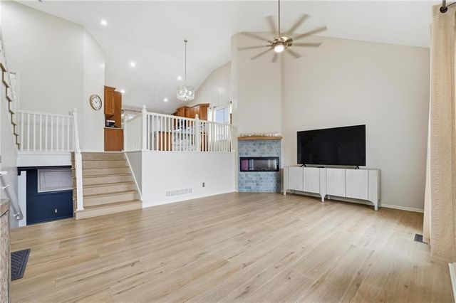 10114 N Miller Lane, Kansas City, KS 66109