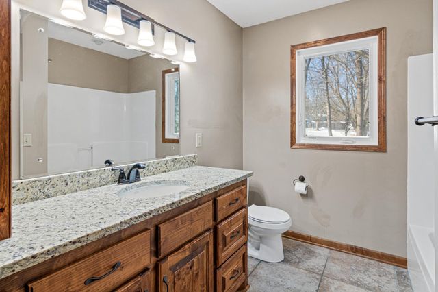 10010 State Highway 284, Waconia, MN 55387