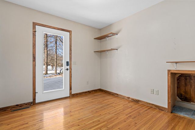 10010 State Highway 284, Waconia, MN 55387