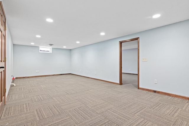 10010 State Highway 284, Waconia, MN 55387