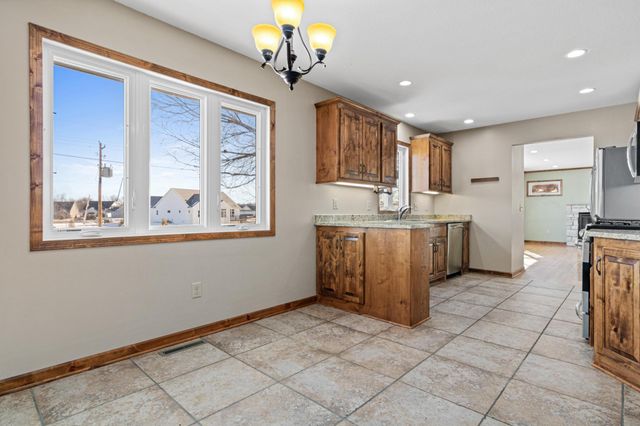 10010 State Highway 284, Waconia, MN 55387