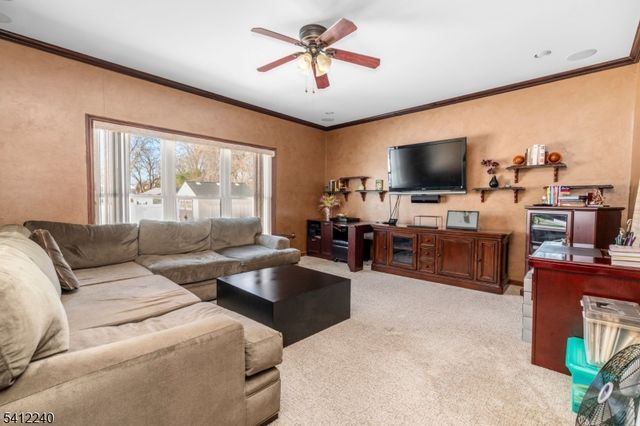238 Park Ave, Teaneck Twp., NJ 07666