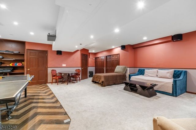 238 Park Ave, Teaneck Twp., NJ 07666