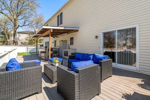 238 Park Ave, Teaneck Twp., NJ 07666